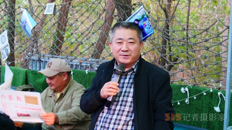 �{ɫ�ϻ�֮��Ԋ��ˇ�g(sh��)�Ҽo����ؑ־���b���ھ��e�k