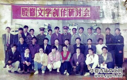 �Ŷ��ĉ�������һƬ�¾G�����P(gu��n)�ڰ��(y��ng)�¾G�ČW(xu��)��Ļؑ�