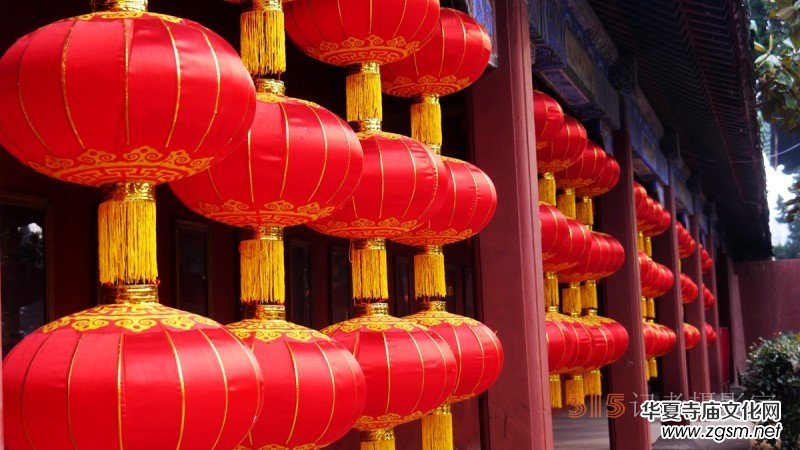 “辰龍鬧春”——紅紅火火的紅燈籠 “辰龍鬧春”——紅紅火火的紅燈籠