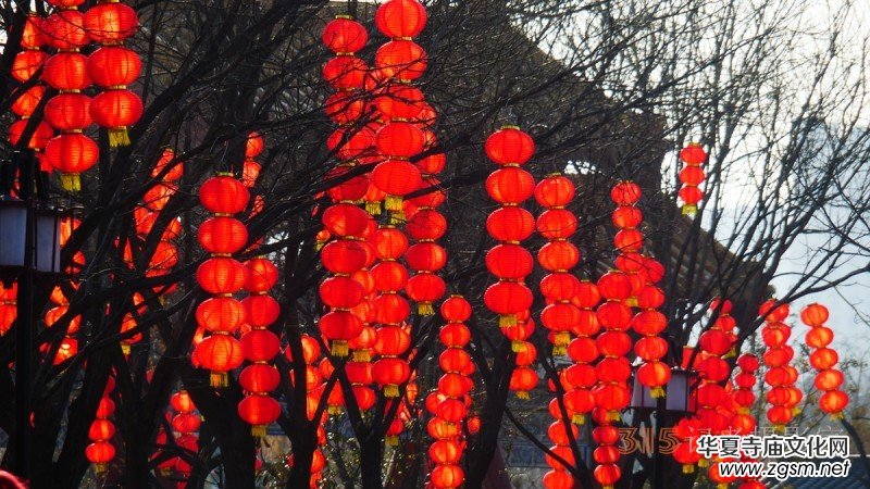 “辰龍鬧春”——紅紅火火的紅燈籠 “辰龍鬧春”——紅紅火火的紅燈籠