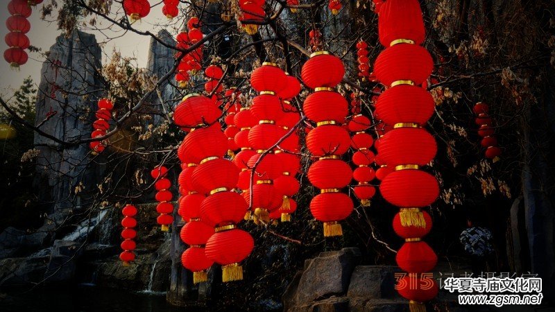 “辰龍鬧春”——紅紅火火的紅燈籠 “辰龍鬧春”——紅紅火火的紅燈籠