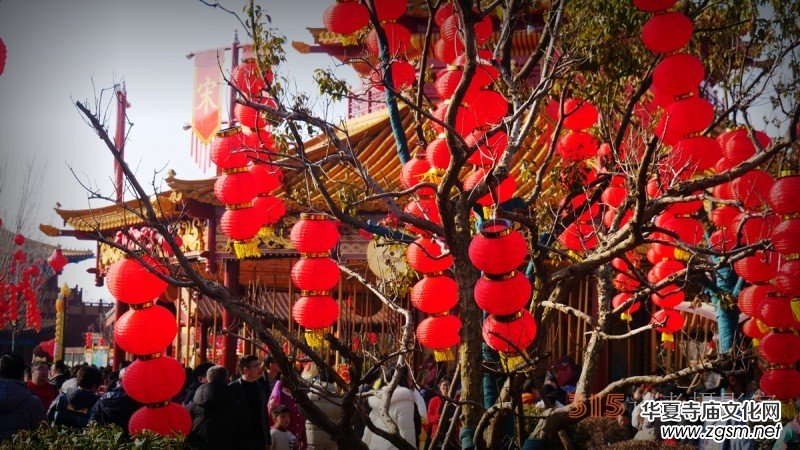 “辰龍鬧春”——紅紅火火的紅燈籠 “辰龍鬧春”——紅紅火火的紅燈籠