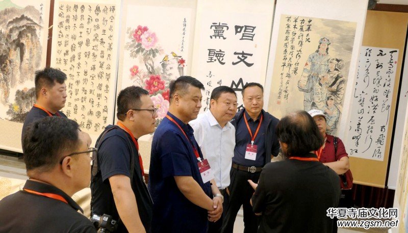 �c��һ��h����������������Ʒչ�������¹P���e��