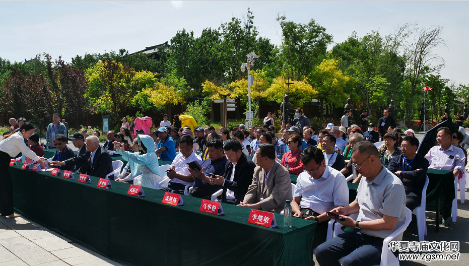 ��Ʒ�xǧ��Ŷ����Ÿ��w�����F�� �Ї���ˇ�������M(j��n)�ӱ��������L(f��ng)ϵ�л�ӳɹ��e�k