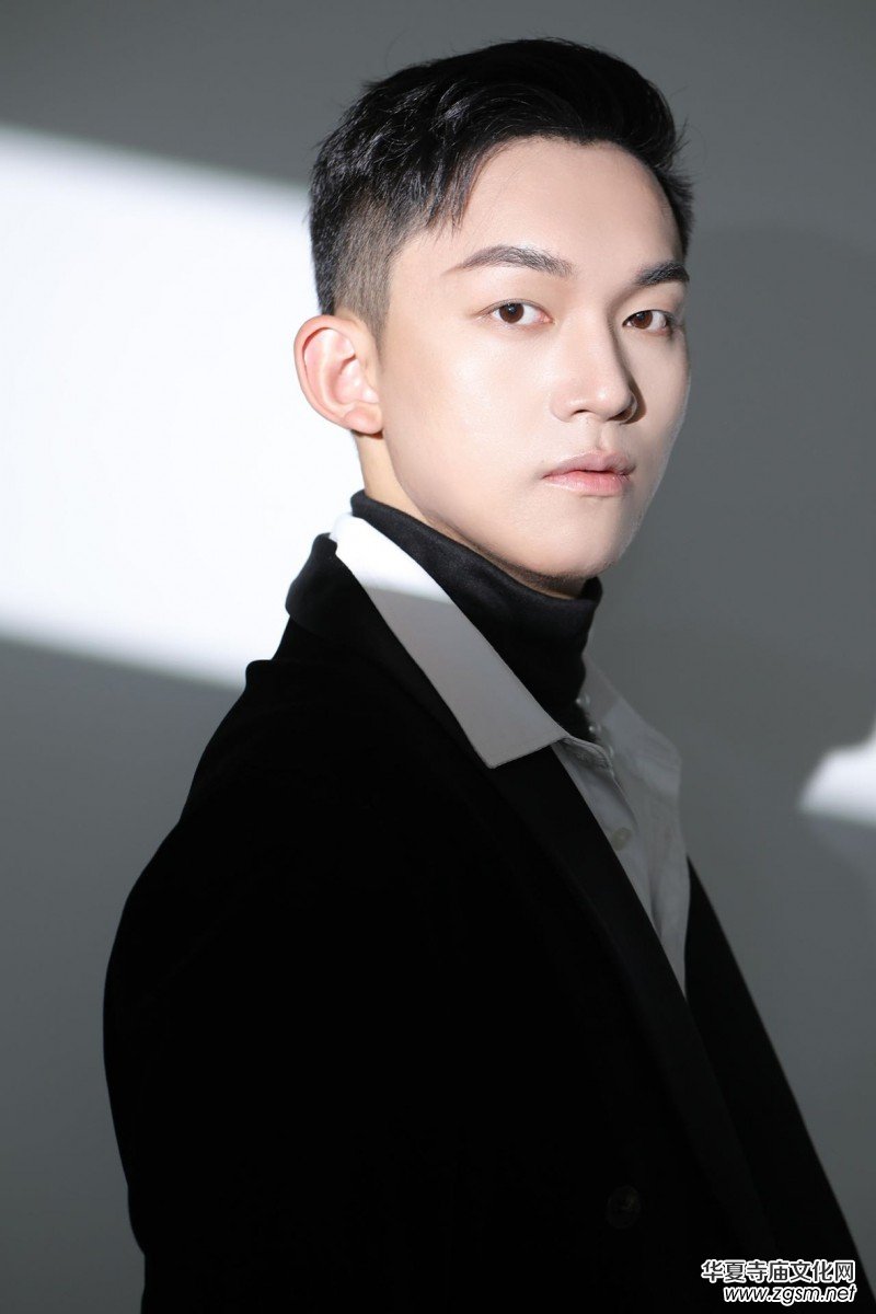 李氏家歌《泱泱大李》李冰耘李大山李文宇聯(lián)袂創(chuàng)作傳播姓氏文明 李氏家歌《泱泱大李》李冰耘李大山李文宇聯(lián)袂創(chuàng)作傳播姓氏文明